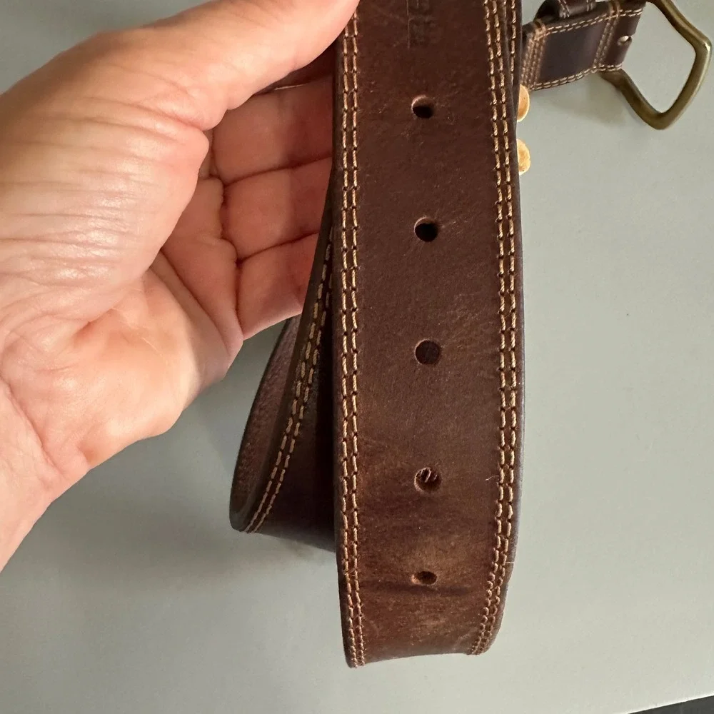 Realtree Mens Brown Genuine Leather Belt Brass Buckle Size 42 Outdoor Hunting